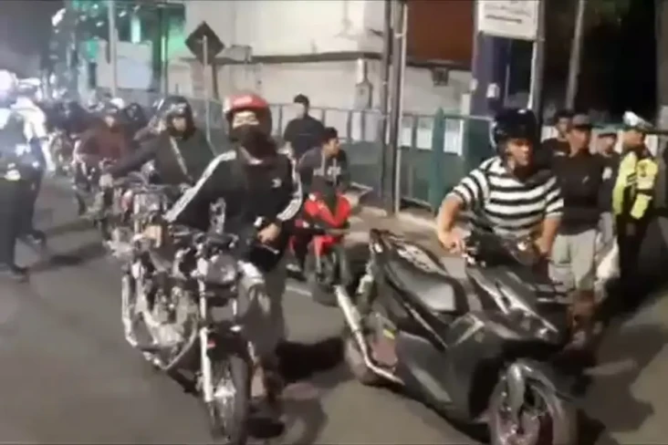 Balapan Liar Resahkan...