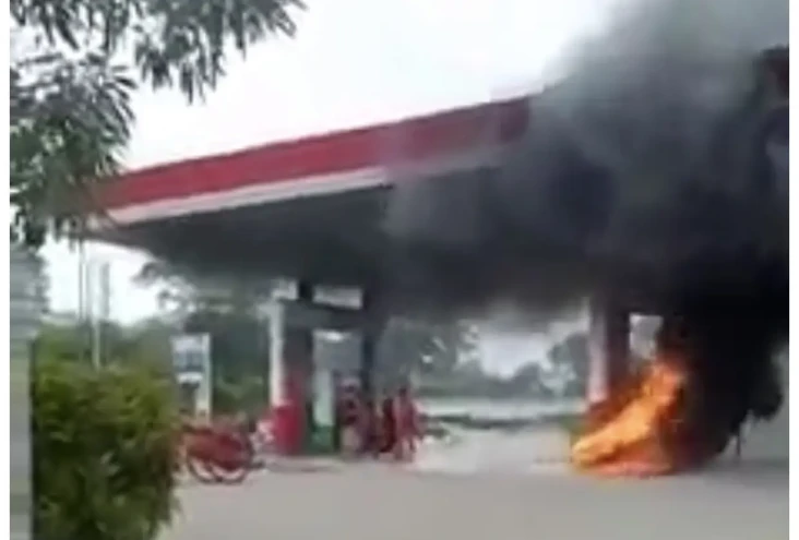 Motor Terbakar saat...