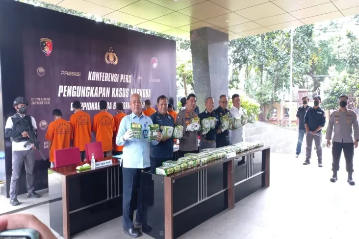 Ungkap Jaringan Narkotika...