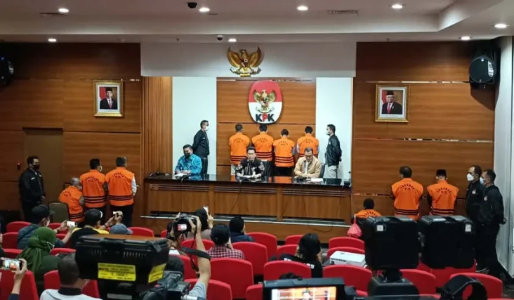 KPK Tetapkan 28 Tersangka...