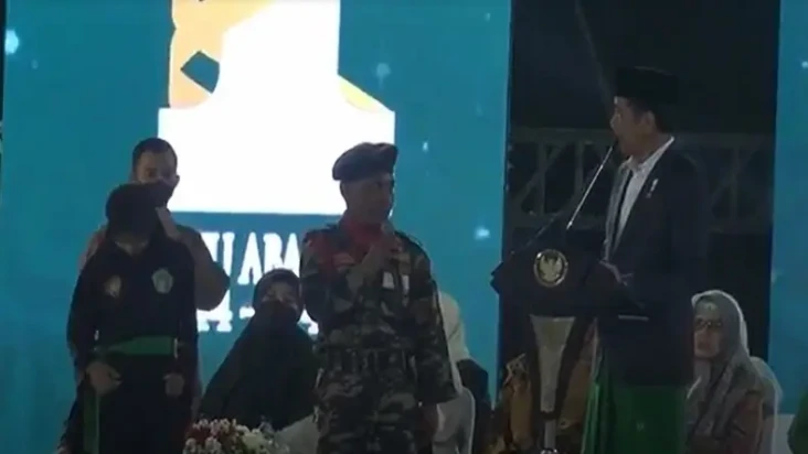 Hadiri Festival Tradisi...