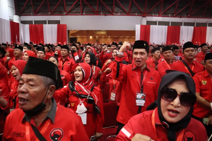 PDIP Sulsel Ikut Perintah...