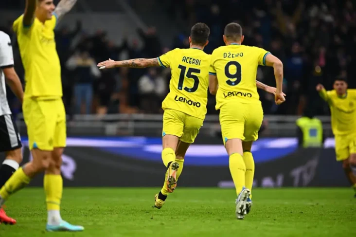 Hasil Inter Milan vs...