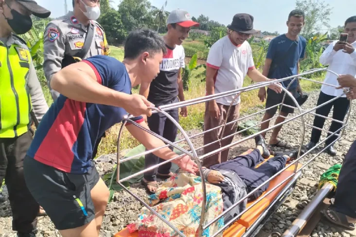 Hendak Berangkat Kerja,...