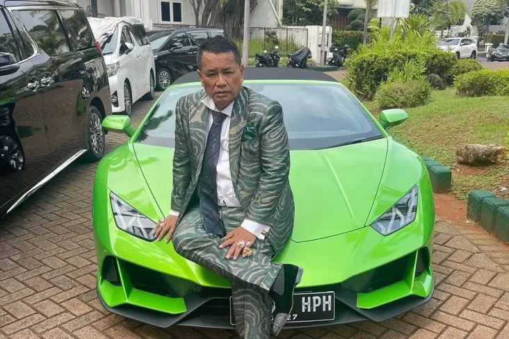 Hotman Paris Akan ke...