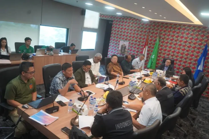 PSSI Hentikan Liga 2,...
