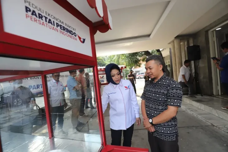 Dapat Bantuan Gerobak...