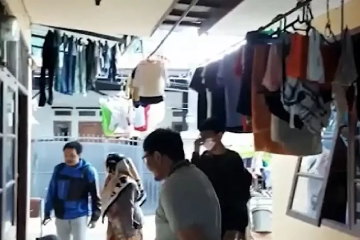 Dijebak Warga, Pelaku...