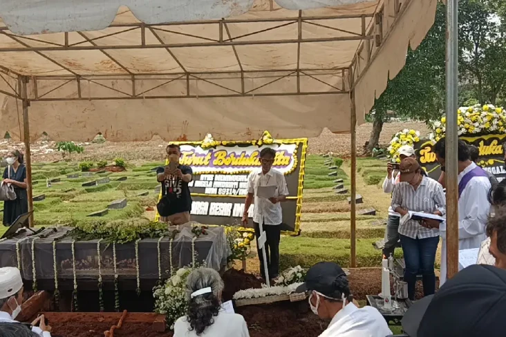 Keluarga dan Kerabat...