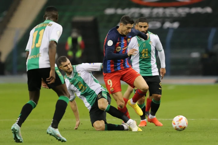 Hasil Real Betis vs...