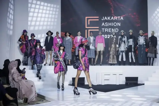 Usung Tema FASHBYTE,...