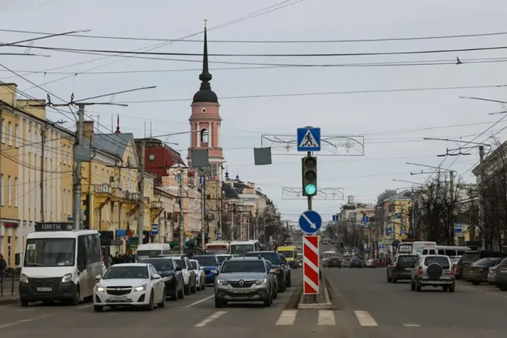 Penjualan Mobil di Rusia...