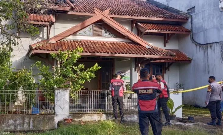 Rumah Mantan Sekda Kota...