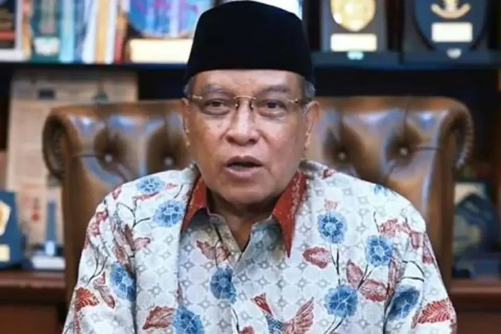 Mantan Ketum PBNU KH...