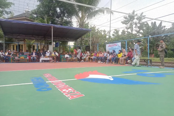 Perbaikan Lapangan di...