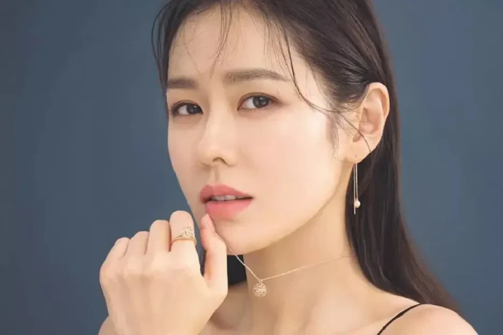 4 Artis Korea Melahirkan...