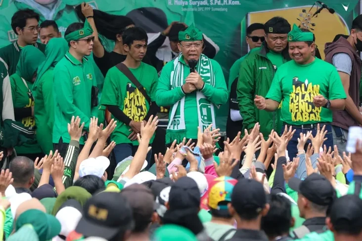 Hadiri Harlah ke-50...