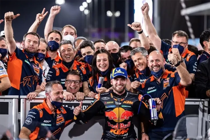 KTM Sodorkan Kontrak...