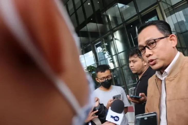 KPK Duga Banyak yang...