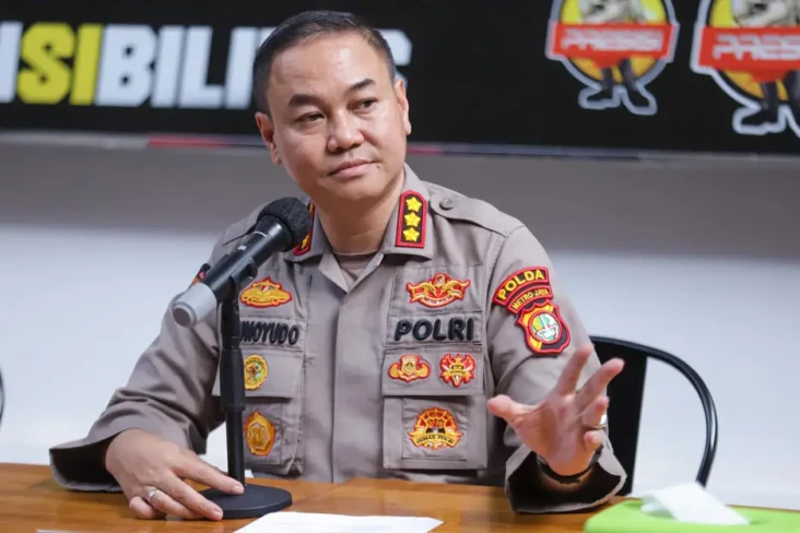 Usut Sekeluarga di Bekasi...