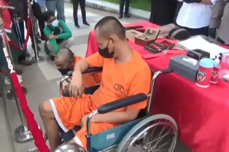 Pemasok Darah Manusia...