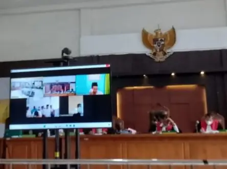 Terbukti Korupsi Rp538...