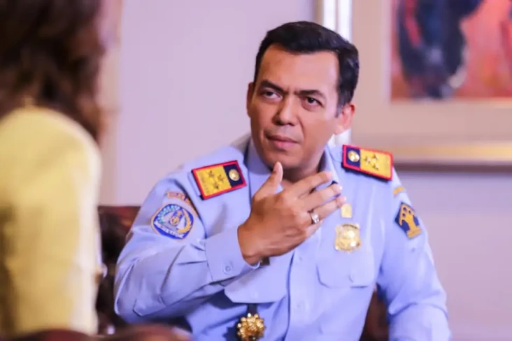 Dirjen Imigrasi Bongkar...
