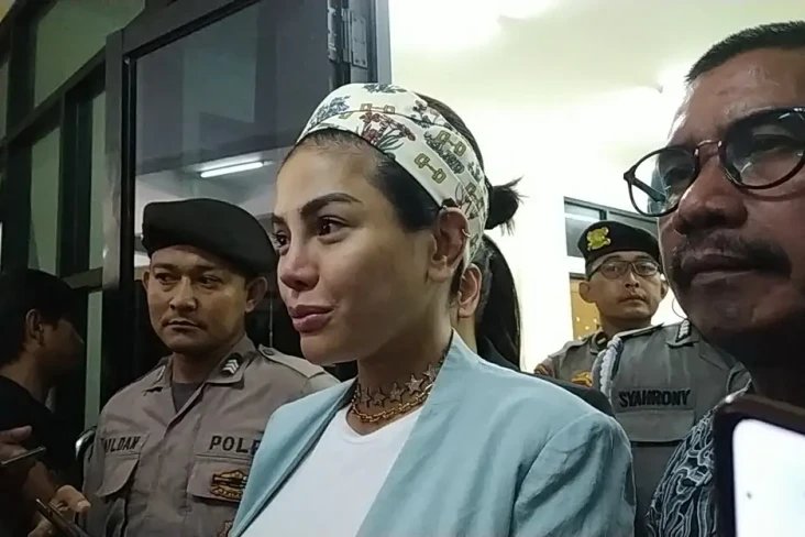 Selama Ditahan di Rutan...