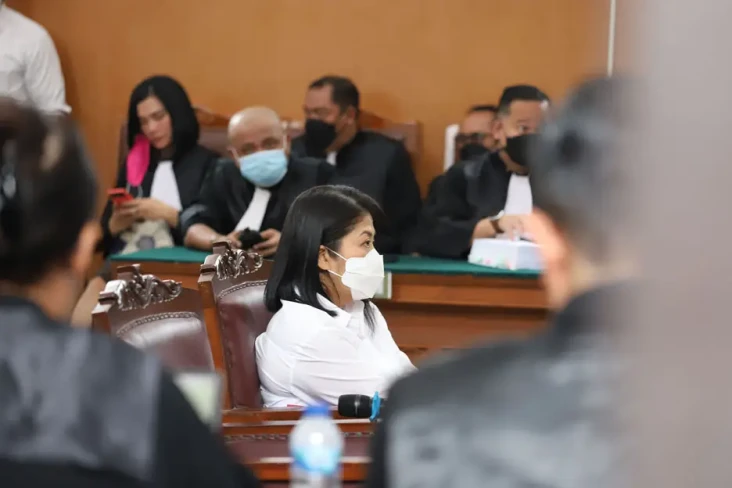 Dituntut 8 Tahun Penjara,...