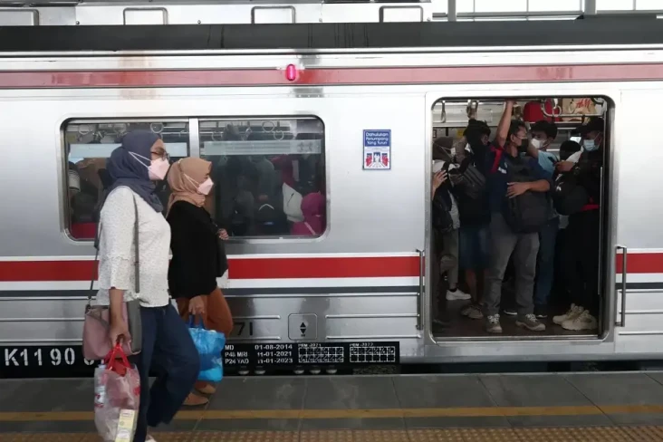 Wacana Tarif KRL Orang...