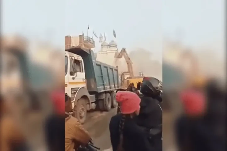 Viral, India Hancurkan...
