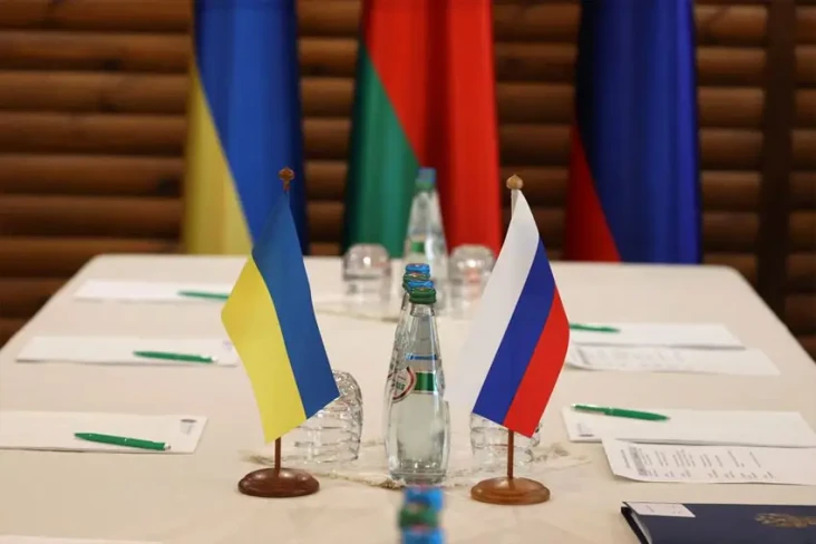 Menlu Ukraina Sebut...