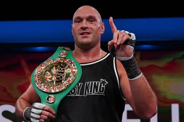 Tyson Fury Remehkan...