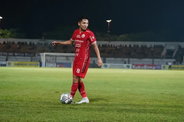 Persija vs Persis Solo:...