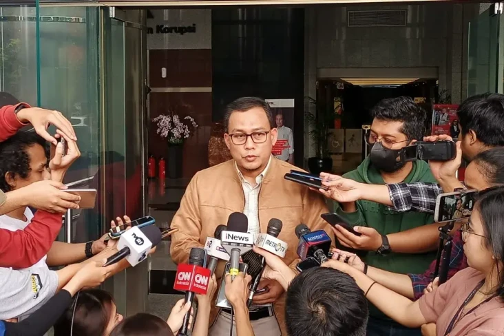 KPK Usut Kasus Dugaan...