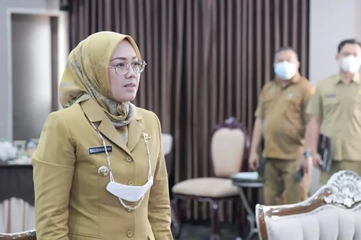 Sidang Cerai Bupati...