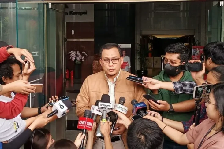 OC Kaligis Jadi Pengacara...