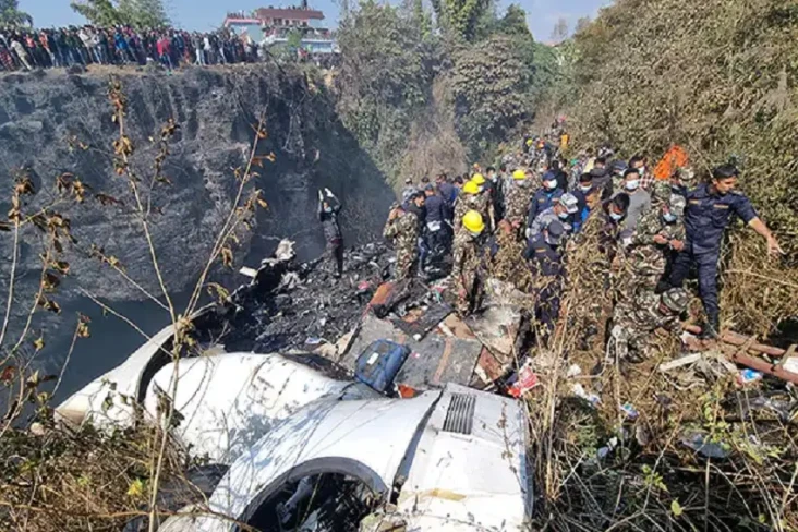 Keluarga 72 Korban Tragedi...