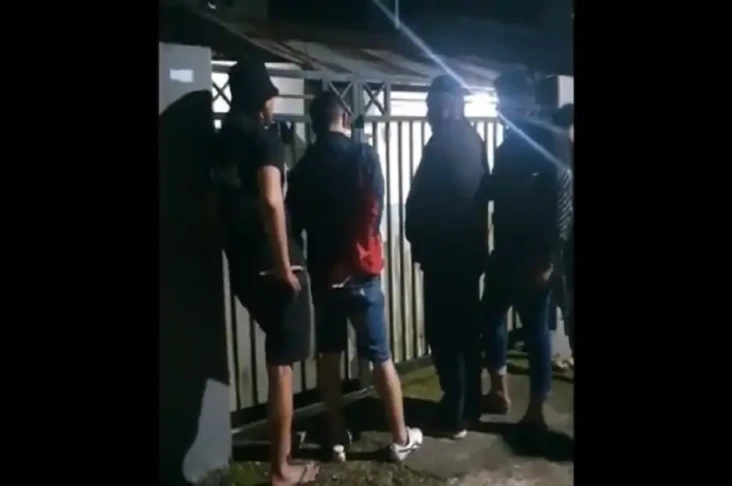 Gerebek Rumah Bandar...