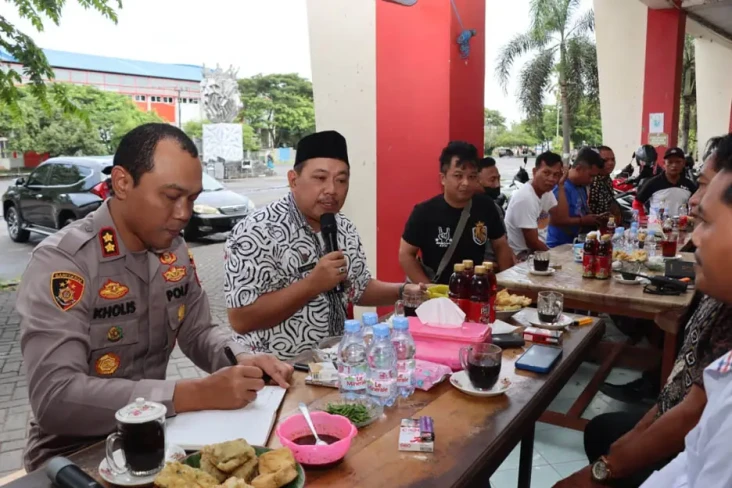 Program Jumat Curhat,...