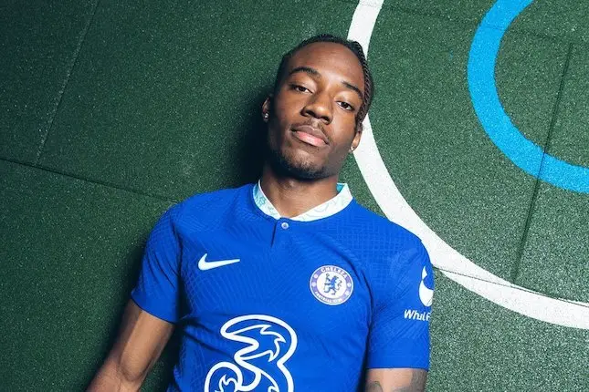 Chelsea Rekrut Noni...
