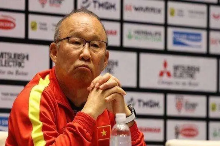 Park Hang-seo Ogah Latih...