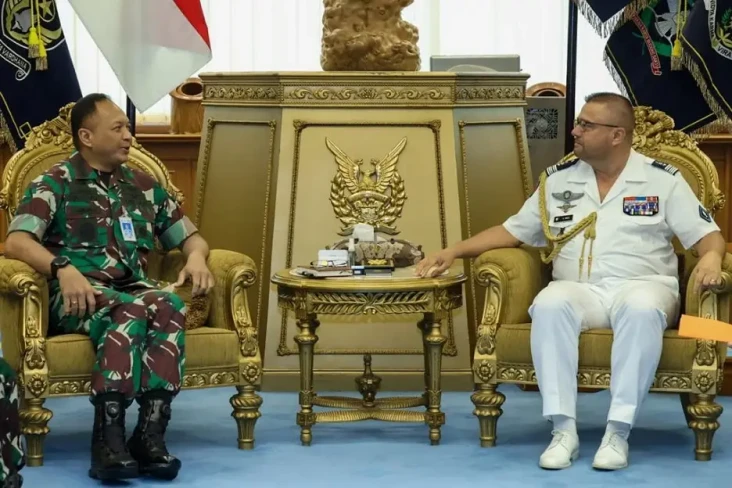 KSAU dan Athan Prancis...