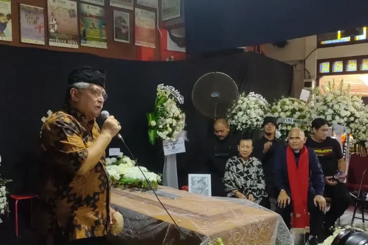 Sampaikan Salam Perpisahan,...