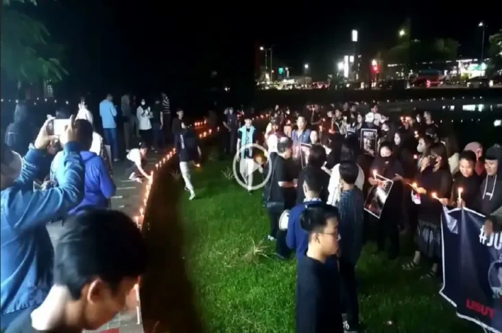 Ratusan Mahasiswa Unhas...