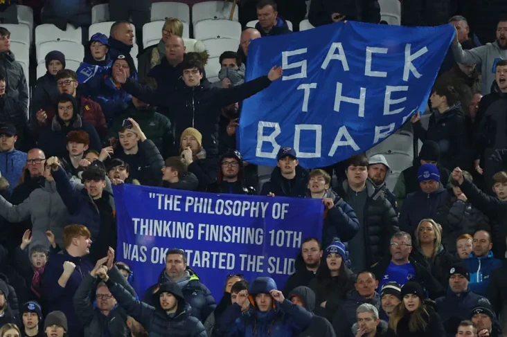 Everton Telan Kekalahan...