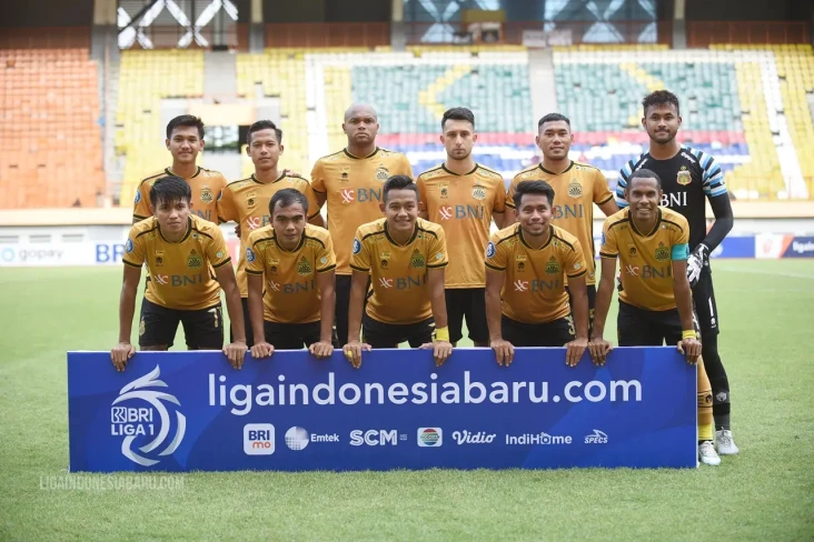 Persebaya vs Bhayangkara,...
