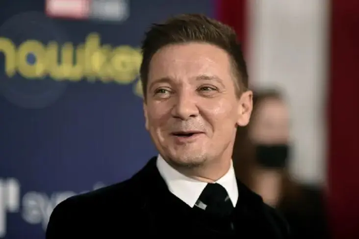 Jeremy Renner Ungkap...