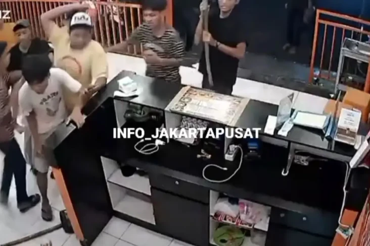 Kronologi Driver Ojol...