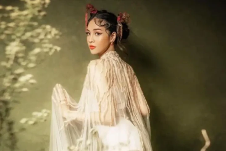 Anya Geraldine Pamer...